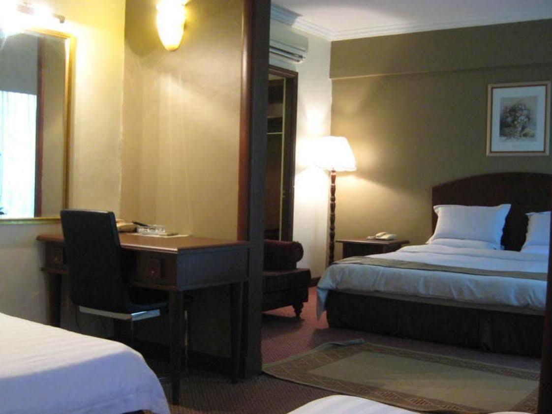 Casuarina Hotel Kota Kinabalu Ngoại thất bức ảnh