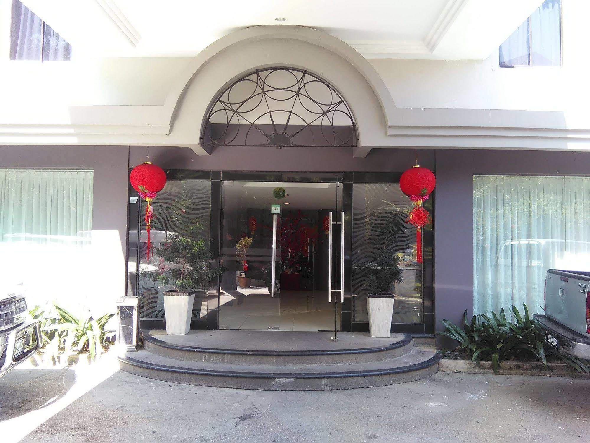 Casuarina Hotel Kota Kinabalu Ngoại thất bức ảnh
